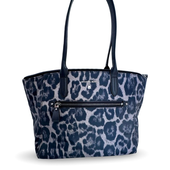 Michael Kors Handbags - Michael Kors Leopard Print Travel Tote NWT Carry On Luggage Sleeve Shoulder Bag